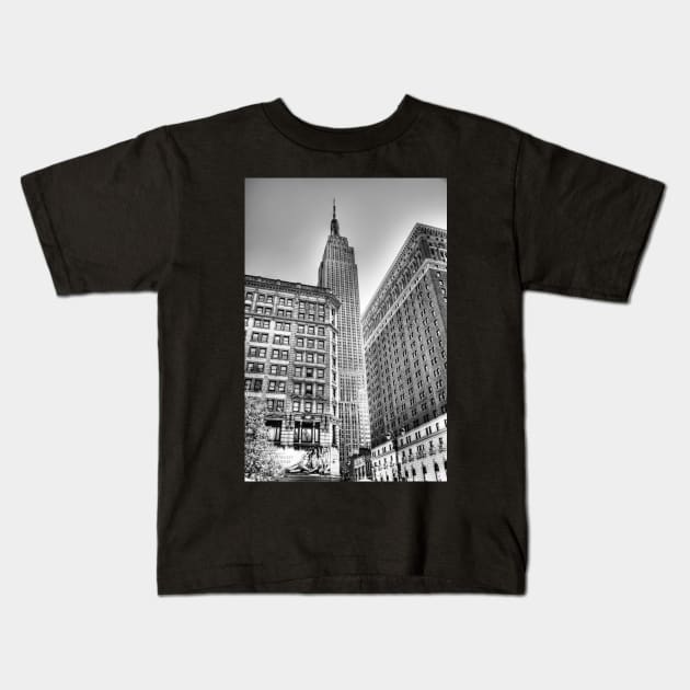 Empire State Kids T-Shirt by tommysphotos